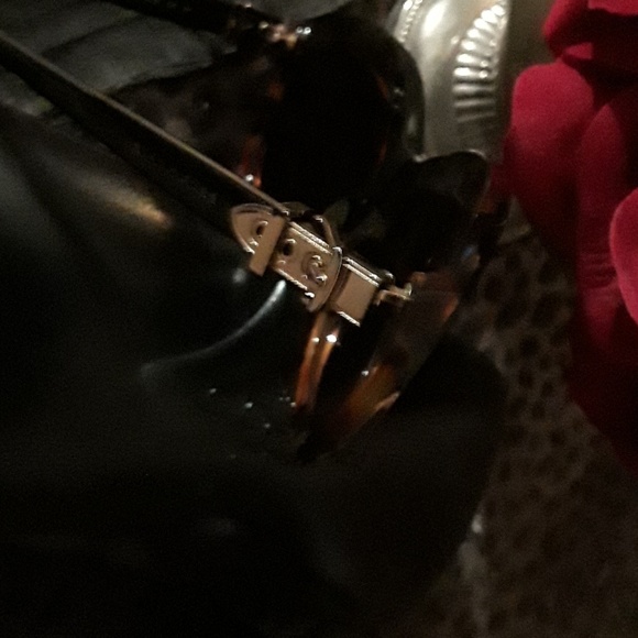 COACH SUNGLASSES - Picture 2 of 3